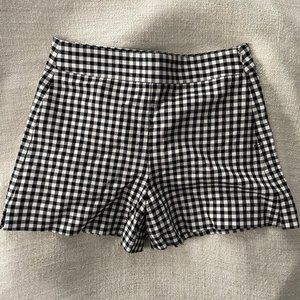 Gap Black and White Gingham Shorts Size 6 NWOT